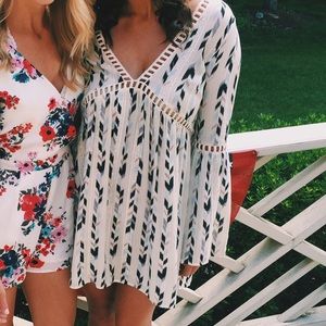 Bell sleeve long sleeve breezy spring summer dress